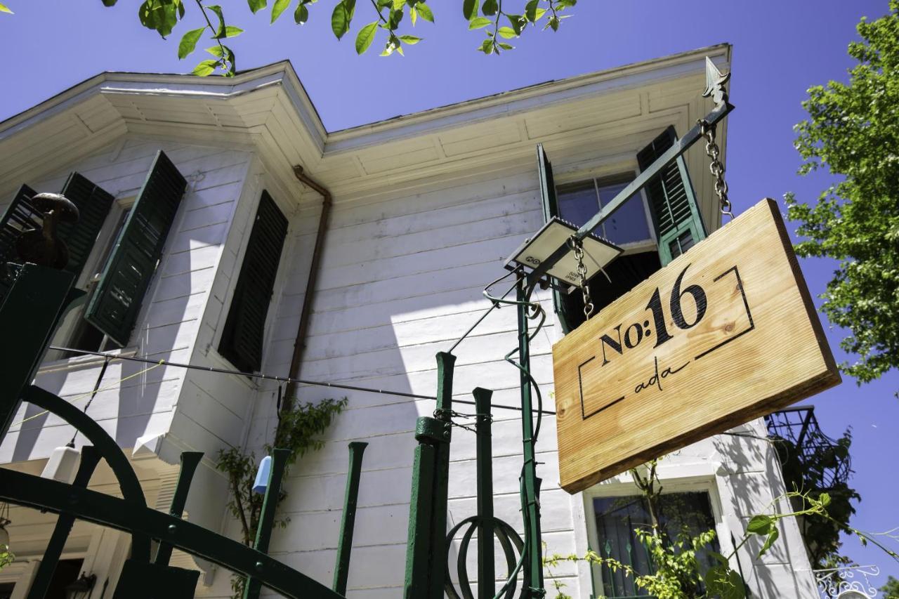 No16 Ada Hotel Adalar Bagian luar foto