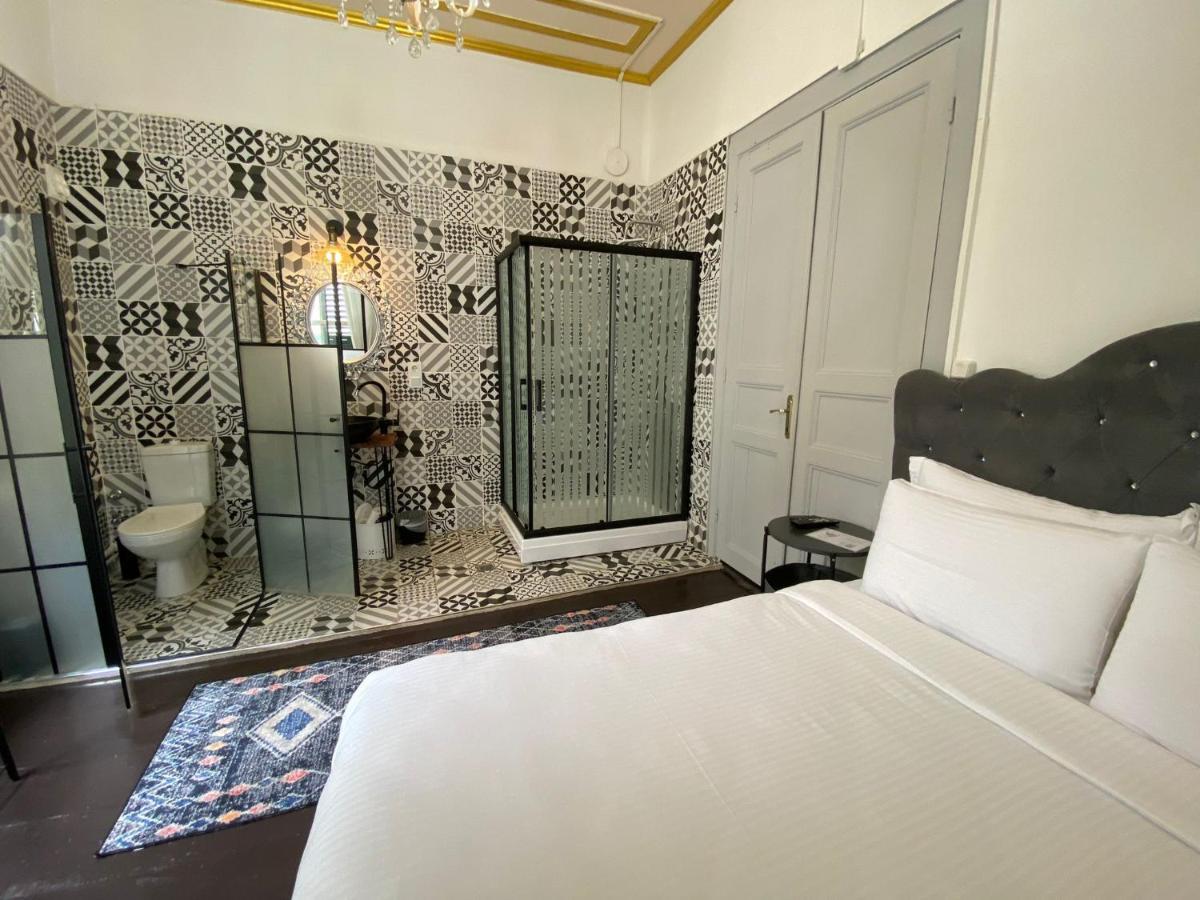 No16 Ada Hotel Adalar Bagian luar foto